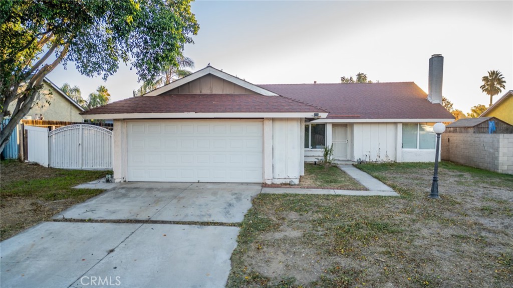 261 North Vine Avenue Rialto, CA 92376 - Photo 30 of 34