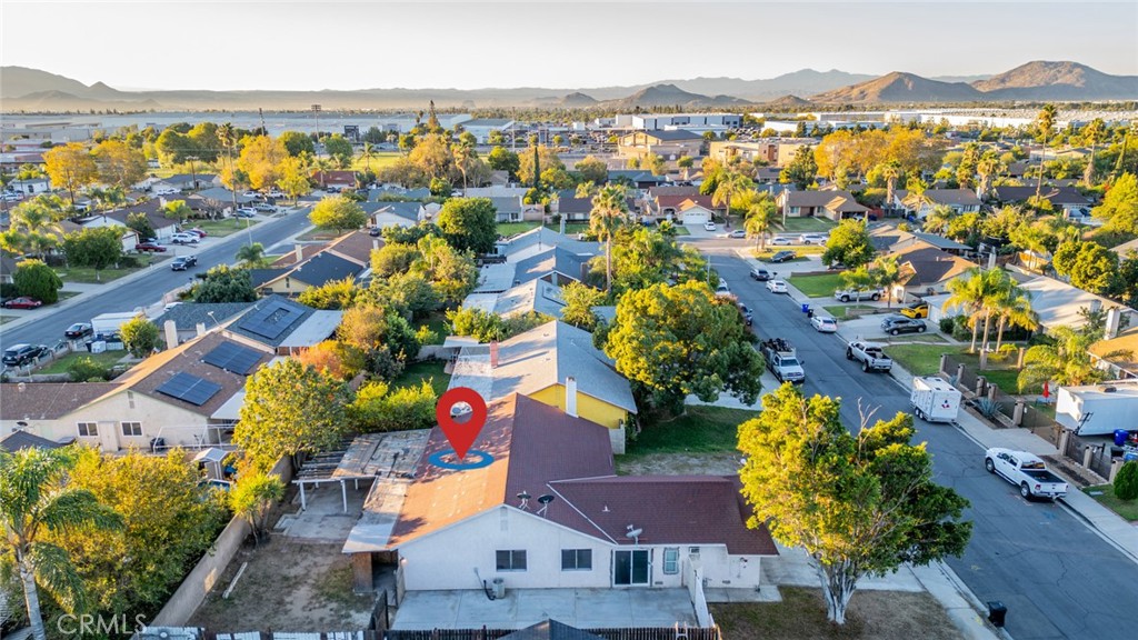 261 North Vine Avenue Rialto, CA 92376 - Photo 31 of 34