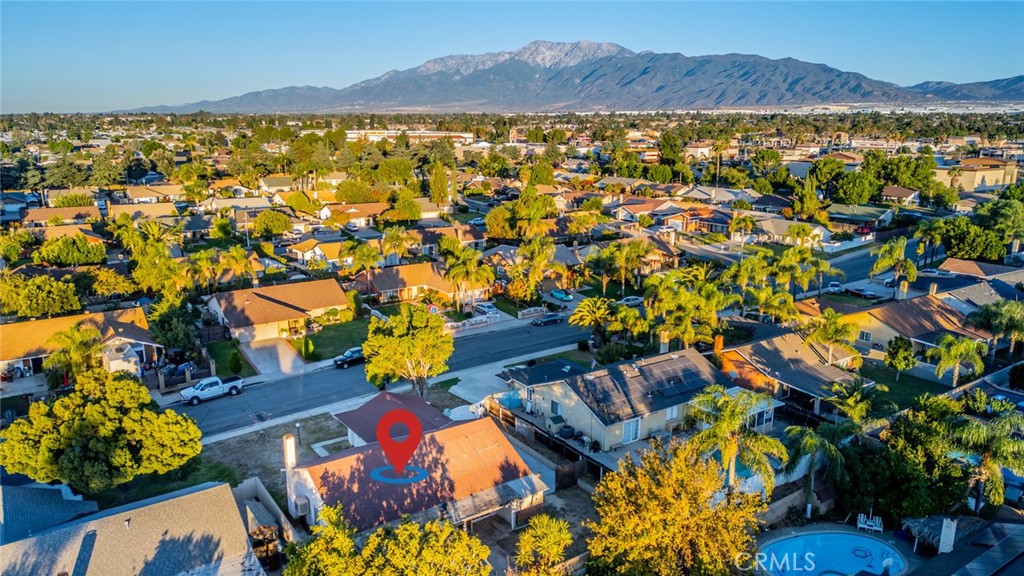 261 North Vine Avenue Rialto, CA 92376 - Photo 32 of 34