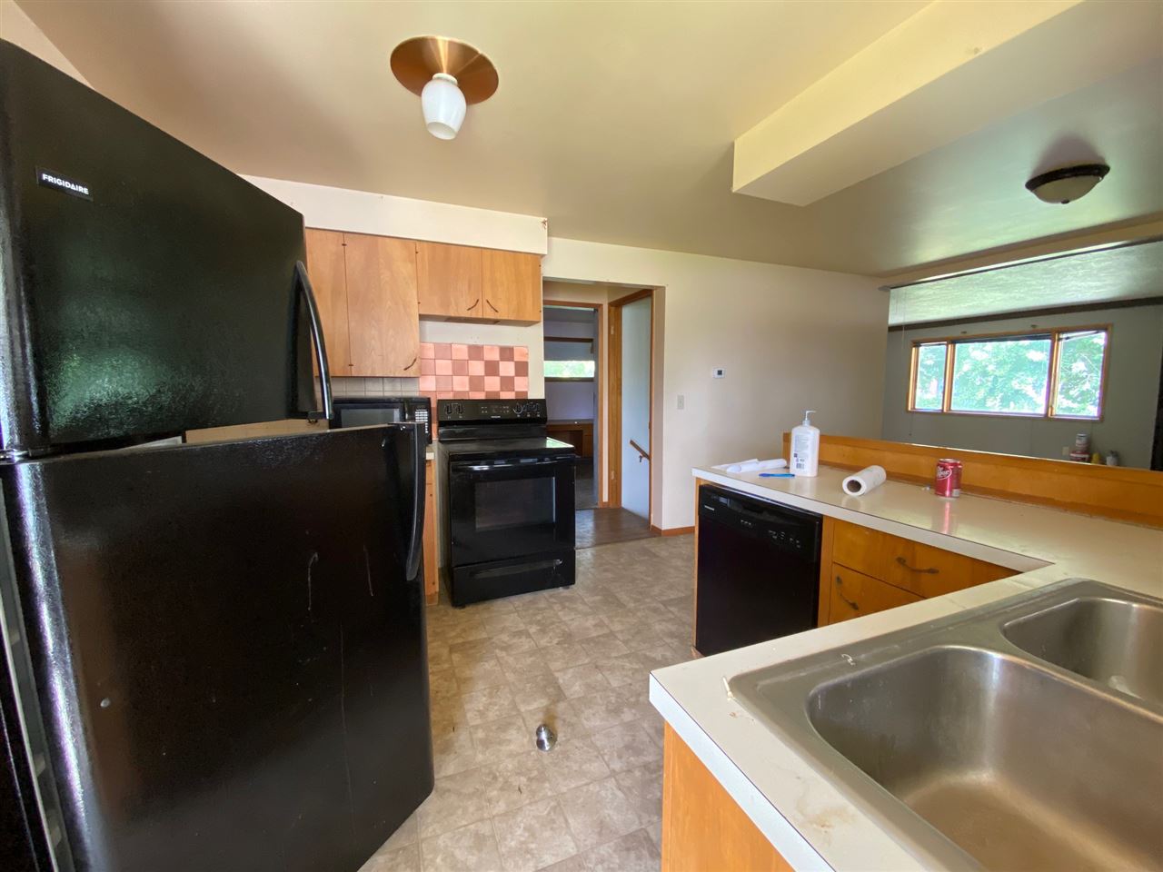 621 Salnave Road Cheney, WA 99004 - Photo 3 of 20 Gallery Image 3