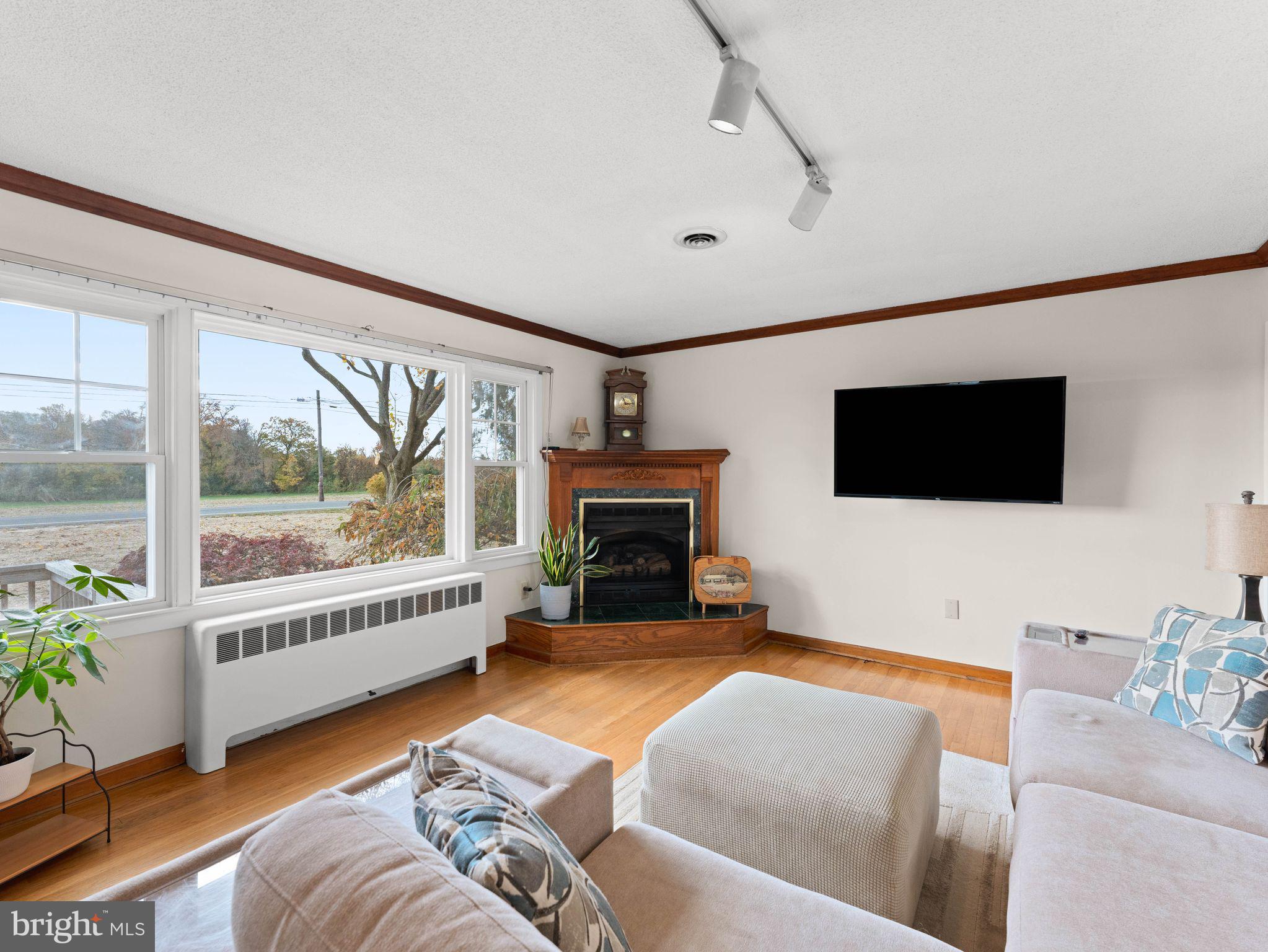 270 Jefferson Road Sewell, NJ 08080 - Photo 9 of 47 Gallery Image 9