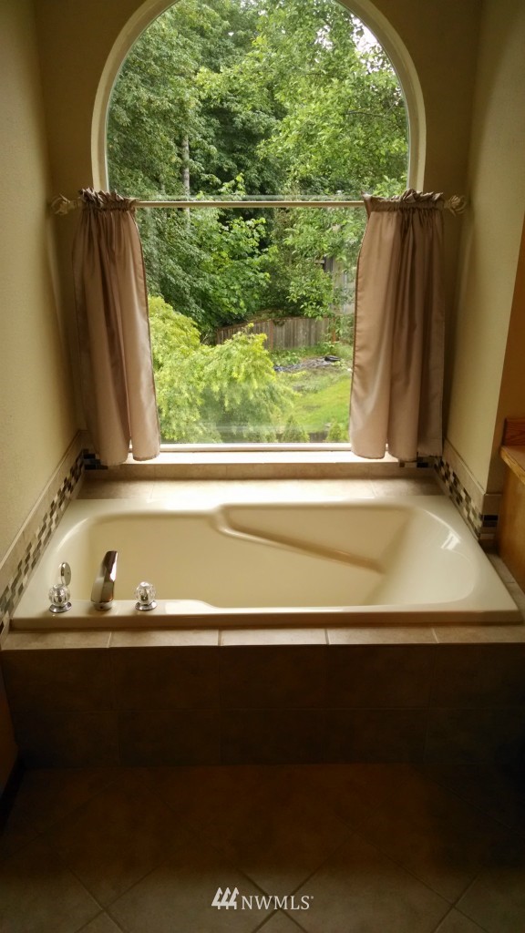 2110 Ridgeway Court Southwest Tumwater, WA 98512 - Photo 17 of 25 Gallery Image 17