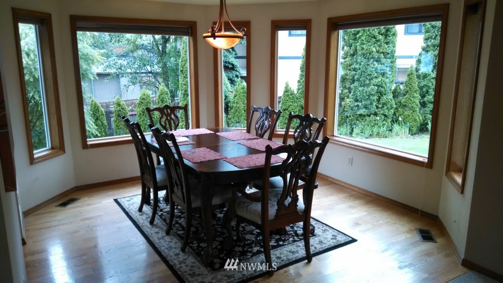 2110 Ridgeway Court Southwest Tumwater, WA 98512 - Photo 8 of 25 Gallery Image 8