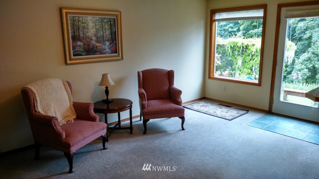 2110 Ridgeway Court Southwest Tumwater, WA 98512 - Photo 9 of 25 Gallery Image 9