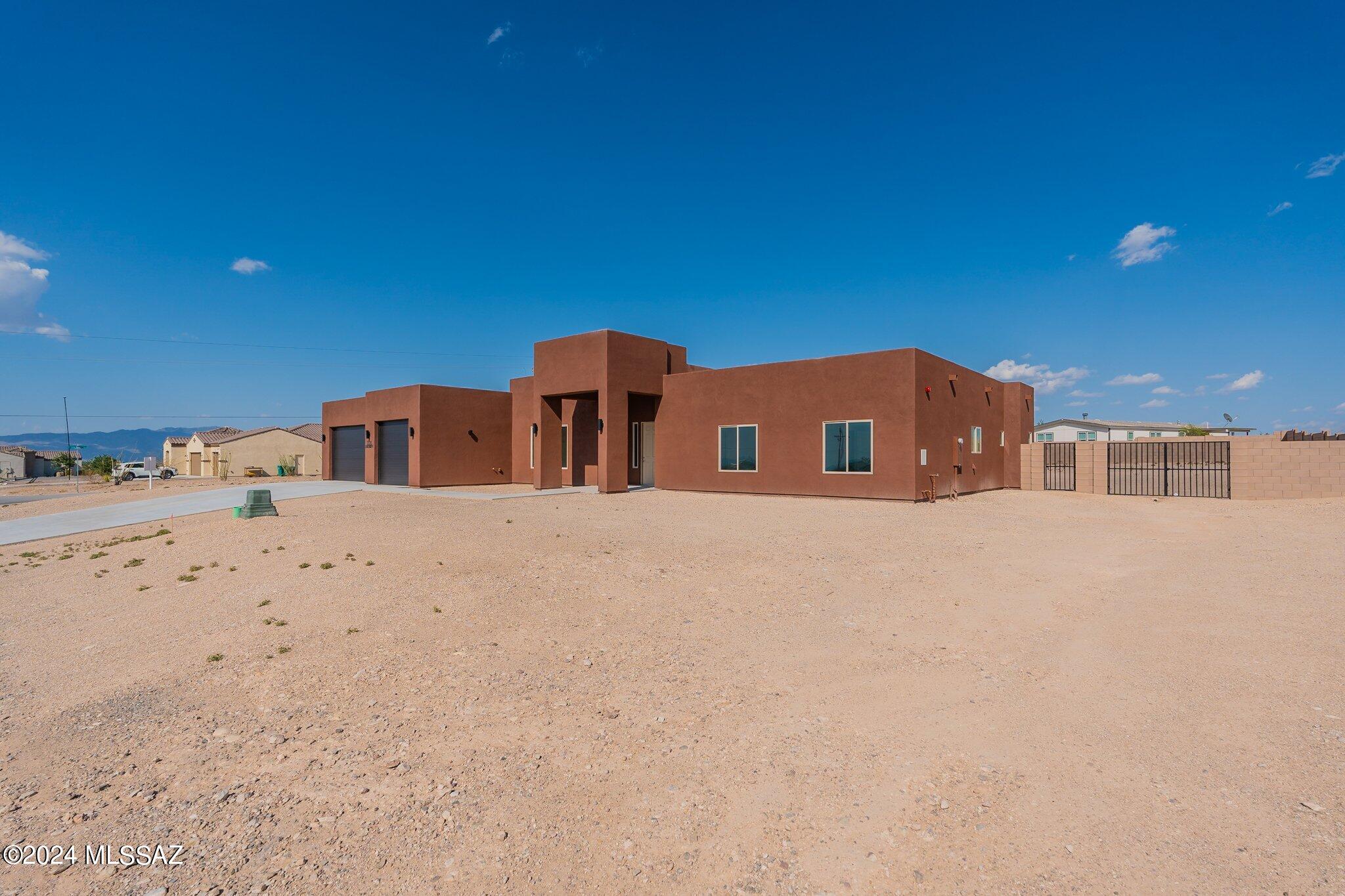 1228 Range Rider Place Vail, AZ 85641 - Photo 2 of 50