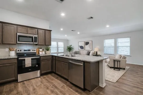 $2,100 | 511 Silo Circle, Royse City, TX 75189