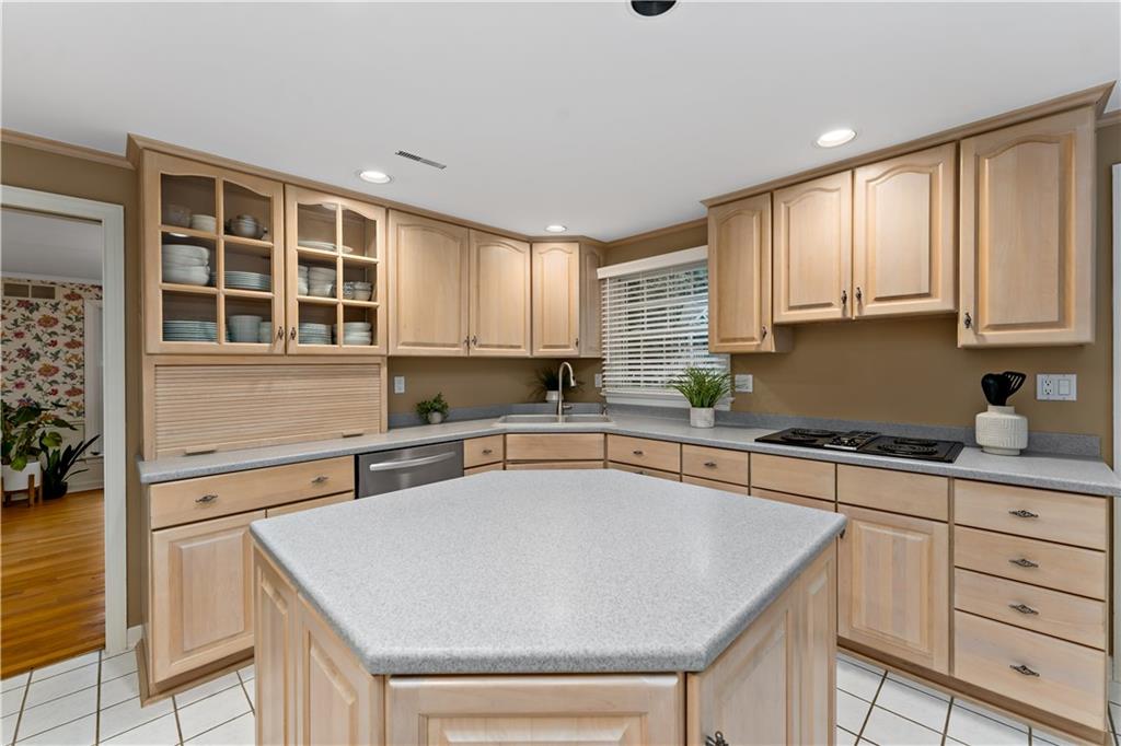 2650 Quail Hill Road Pittsburgh, PA 15241 - Photo 14 of 42
