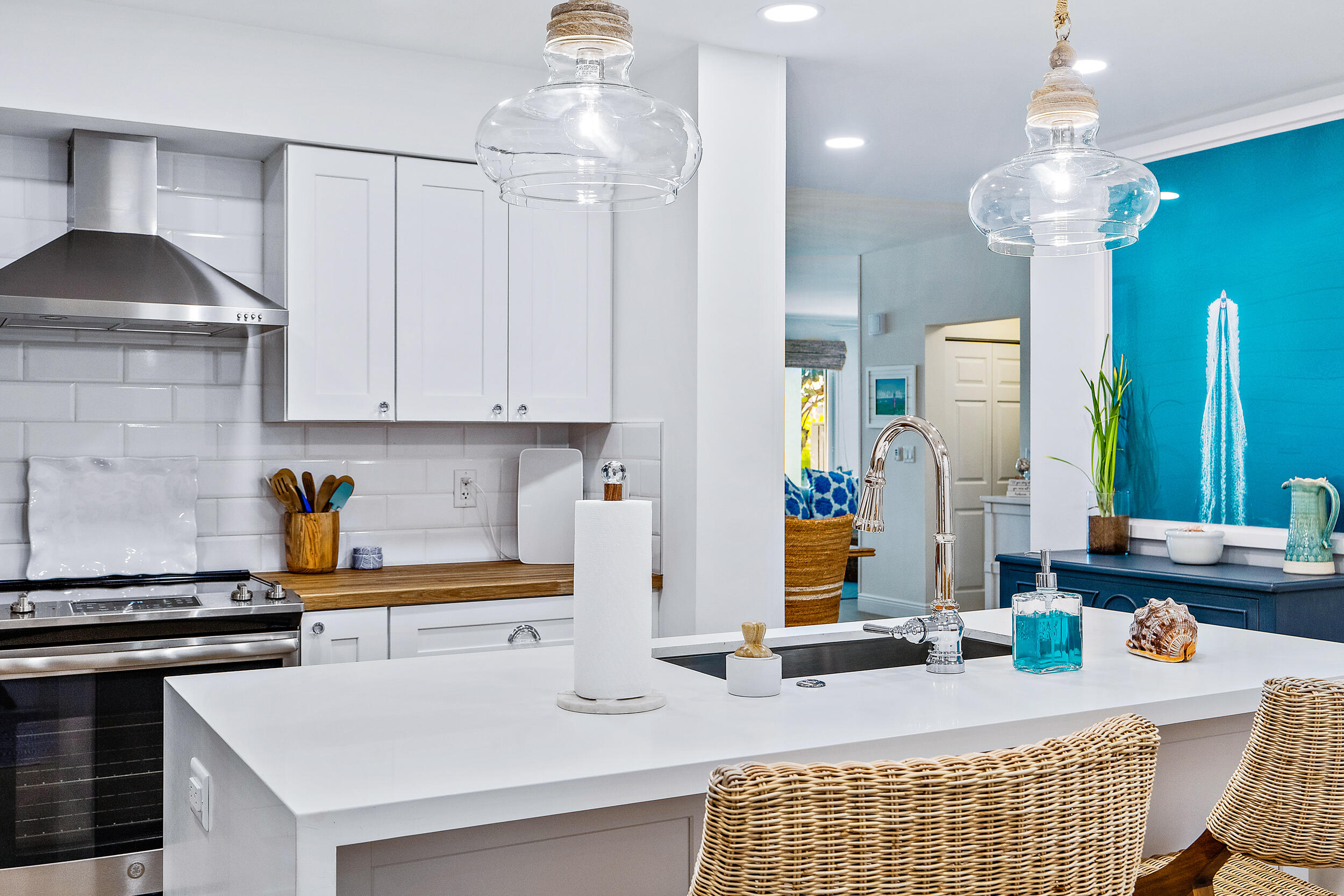 807 Mainsail Circle, Unit 807 Jupiter, FL 33477 - Photo 14 of 35 Kitchen