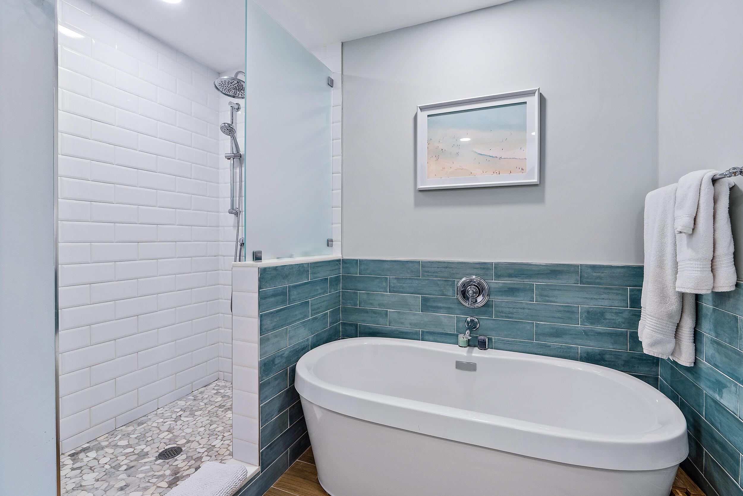 807 Mainsail Circle, Unit 807 Jupiter, FL 33477 - Photo 20 of 35 Master bathroom