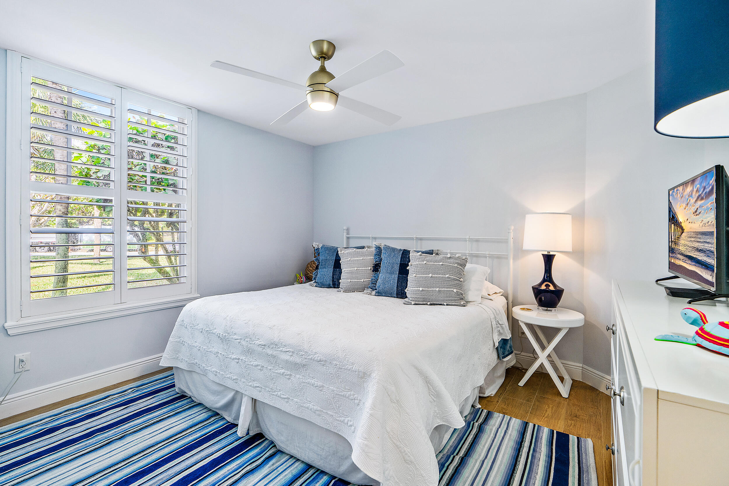 807 Mainsail Circle, Unit 807 Jupiter, FL 33477 - Photo 21 of 35 Guest room