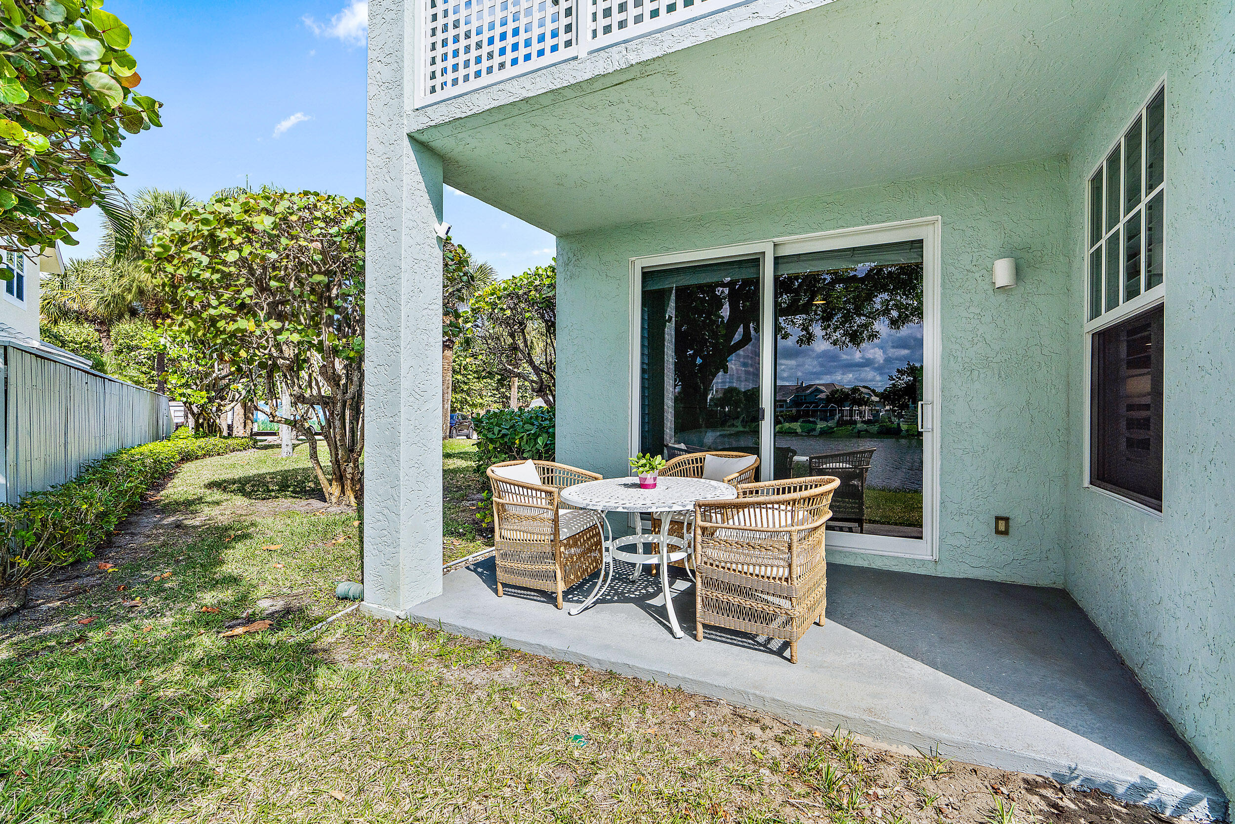 807 Mainsail Circle, Unit 807 Jupiter, FL 33477 - Photo 24 of 35 Patio
