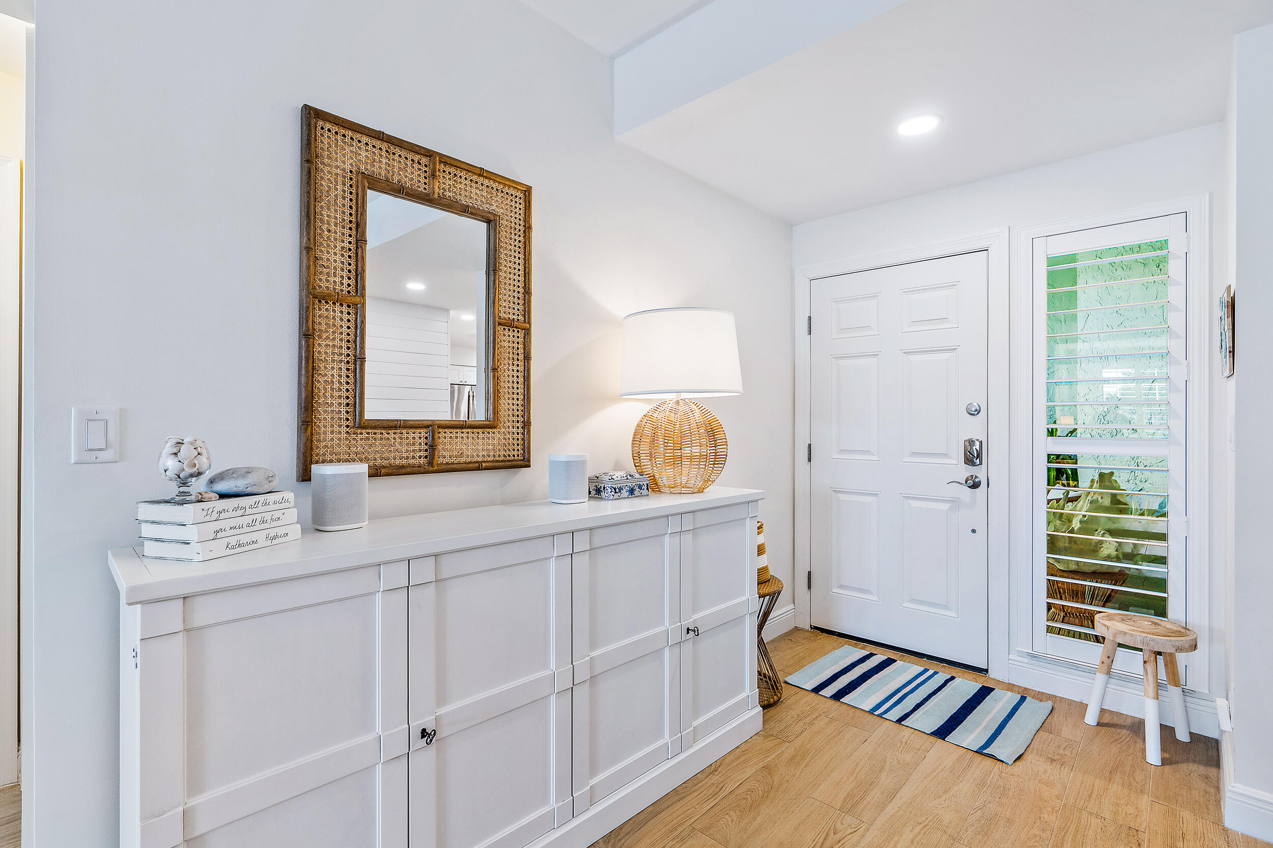 807 Mainsail Circle, Unit 807 Jupiter, FL 33477 - Photo 5 of 35 Foyer