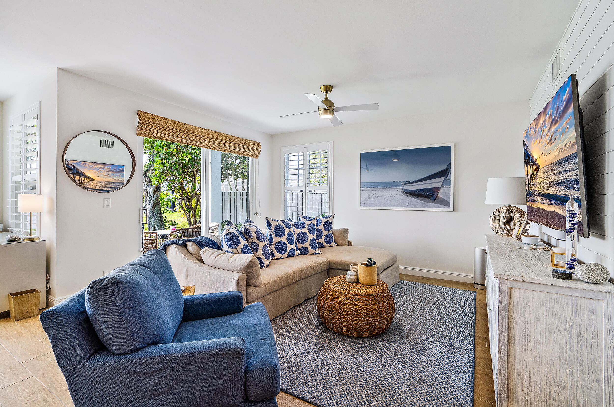 807 Mainsail Circle, Unit 807 Jupiter, FL 33477 - Photo 6 of 35 Living room