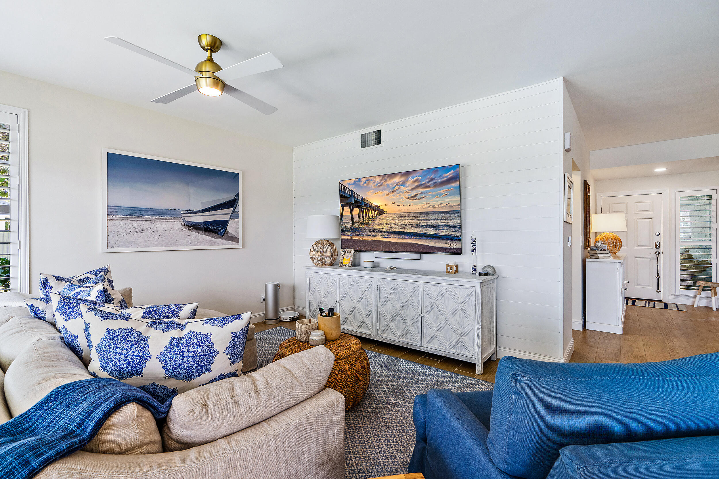 807 Mainsail Circle, Unit 807 Jupiter, FL 33477 - Photo 7 of 35 Living room