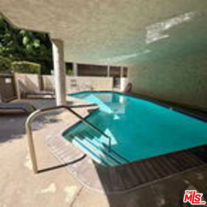 8740 Tuscany Avenue, Unit 306 Playa del Rey, CA 90293 - Photo 16 of 23