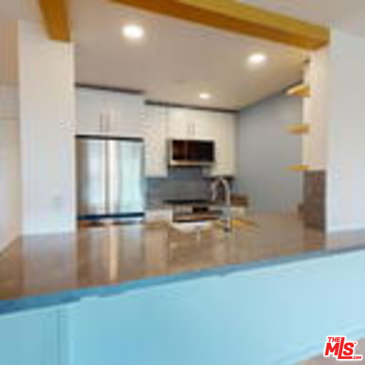 8740 Tuscany Avenue, Unit 306 Playa del Rey, CA 90293 - Photo 9 of 23