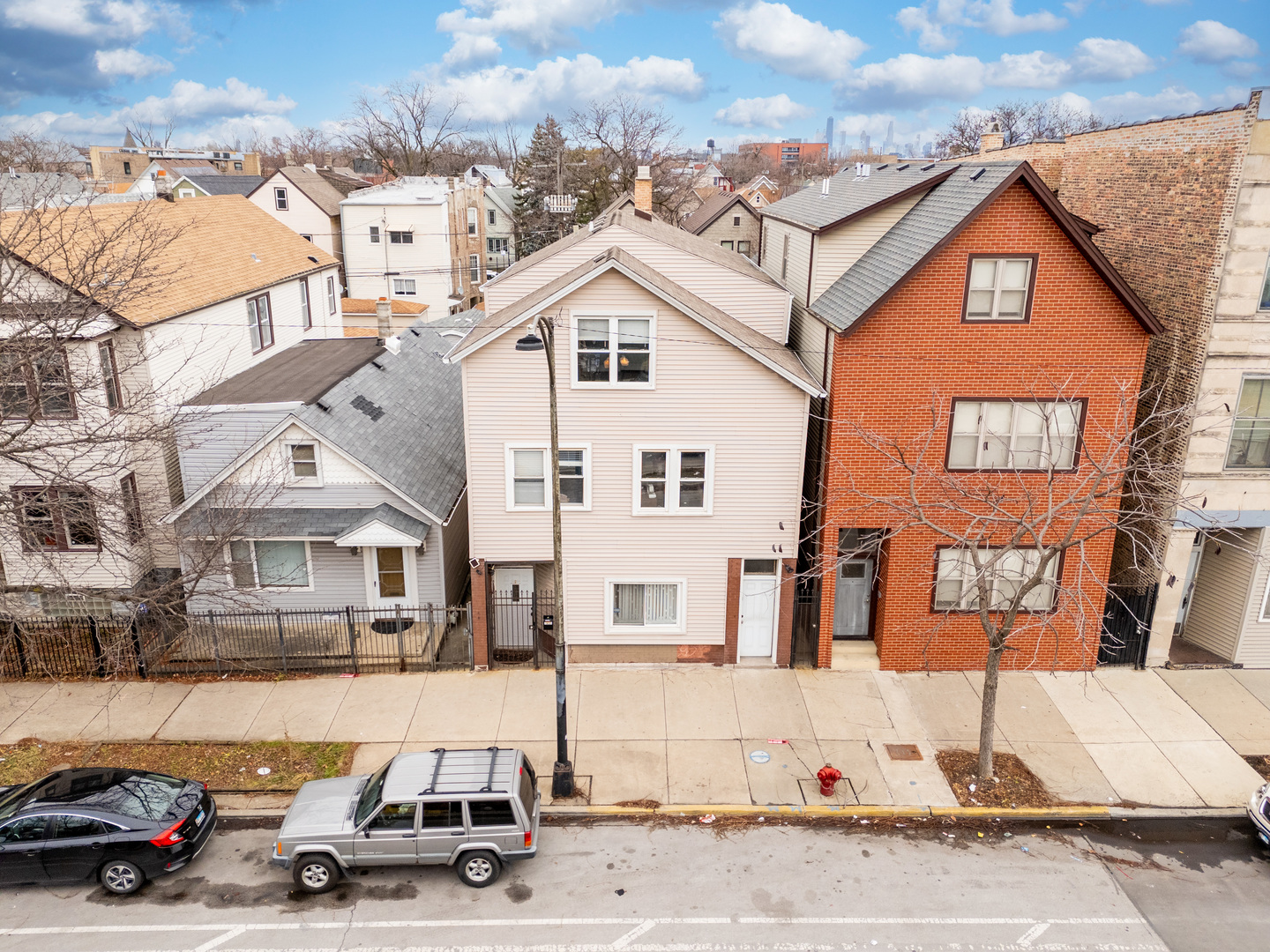 1635 North Kedzie Ave  