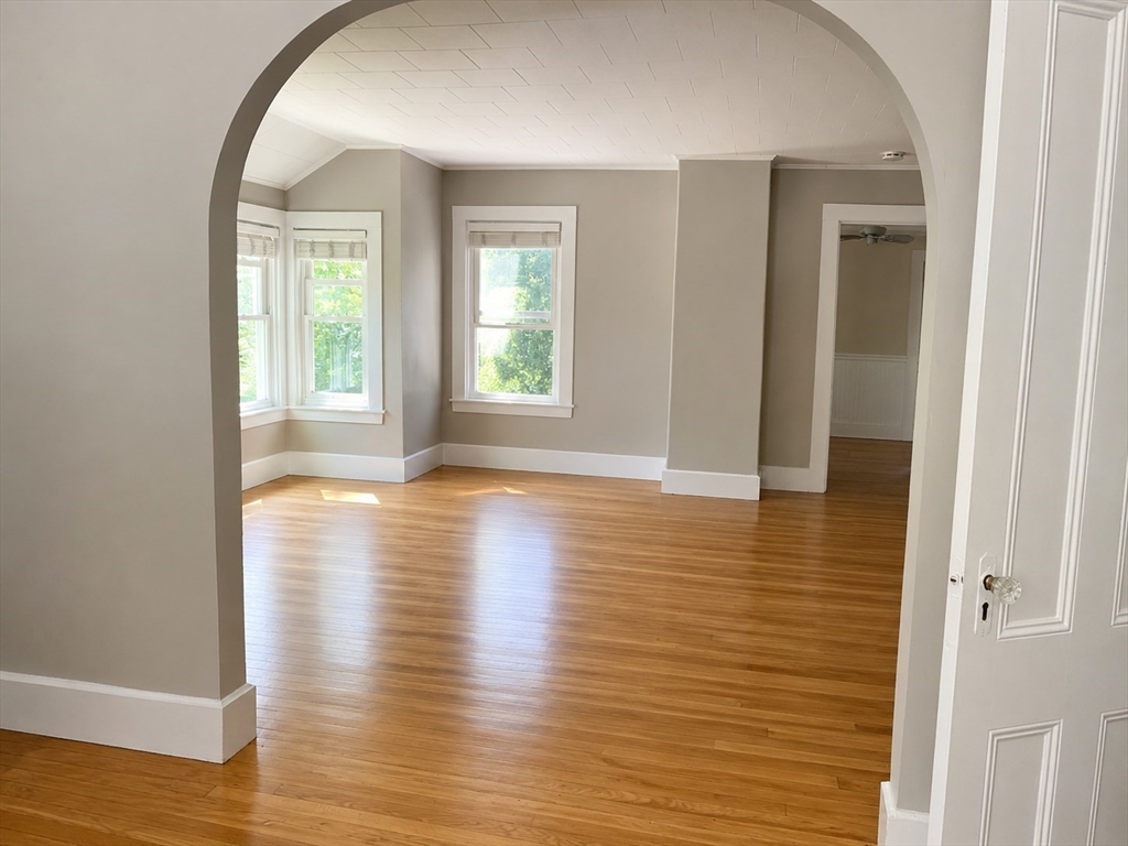 20 Shawmut Avenue, Unit 2 Wayland, MA 01778 - Photo 6 of 15