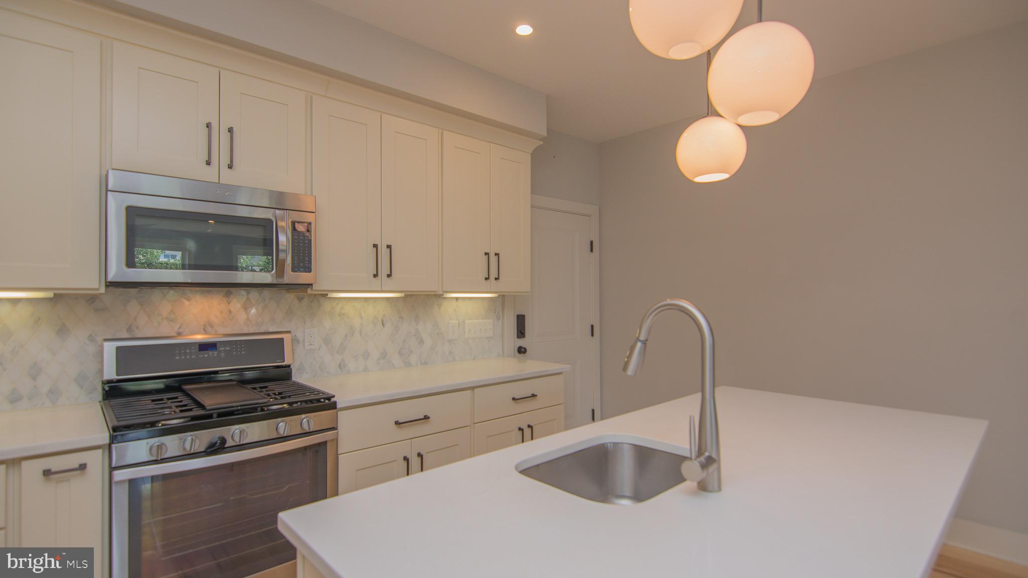 728 Park Road Northwest, Unit 3 Washington, DC 20010 - Photo 8 of 27 Gallery Image 8