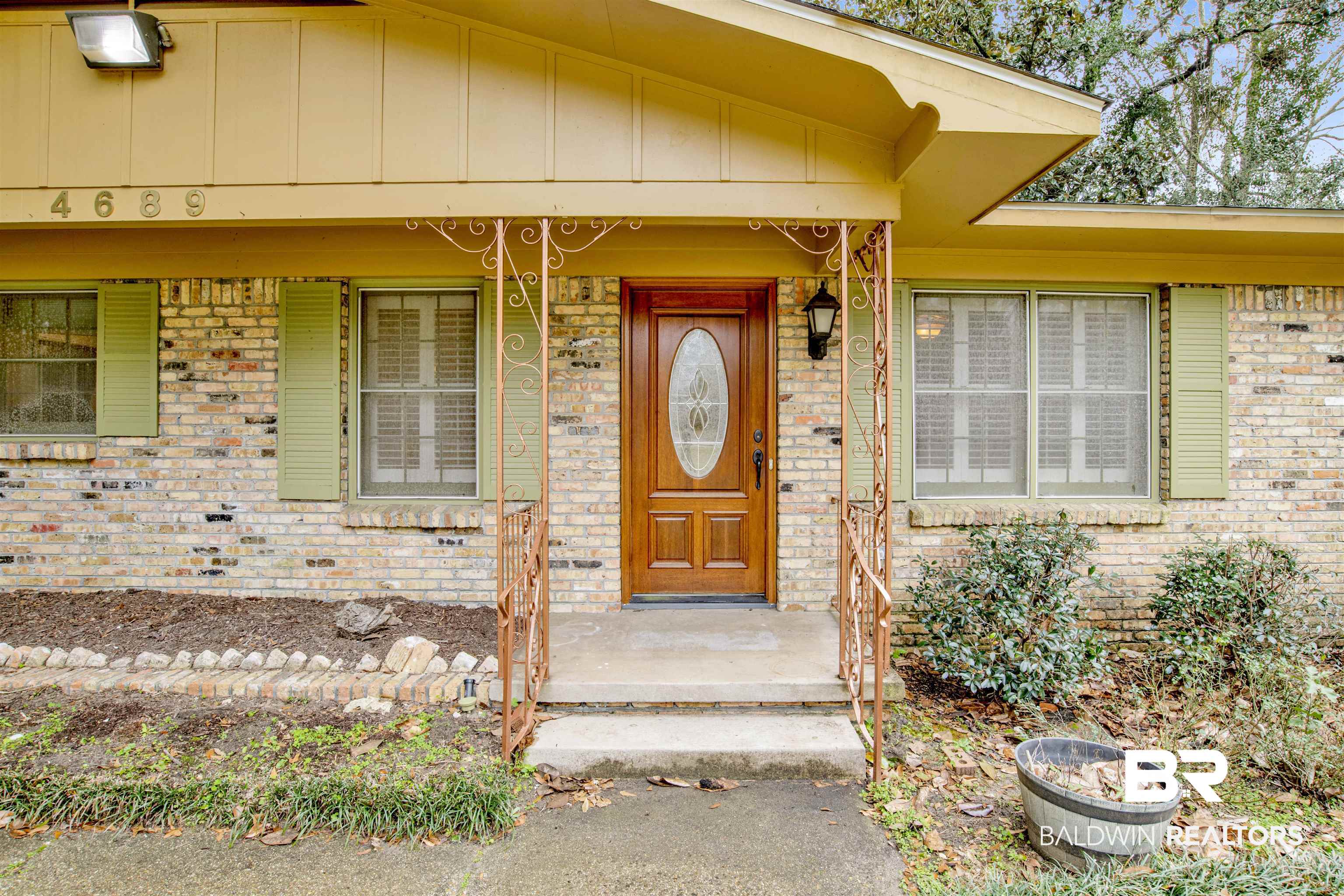 4689 Oak Ridge Road Mobile, AL 36609 - Photo 2 of 40