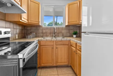 $370,000 | 471 Liholiho Street, Unit 6, Wailuku, HI 96793