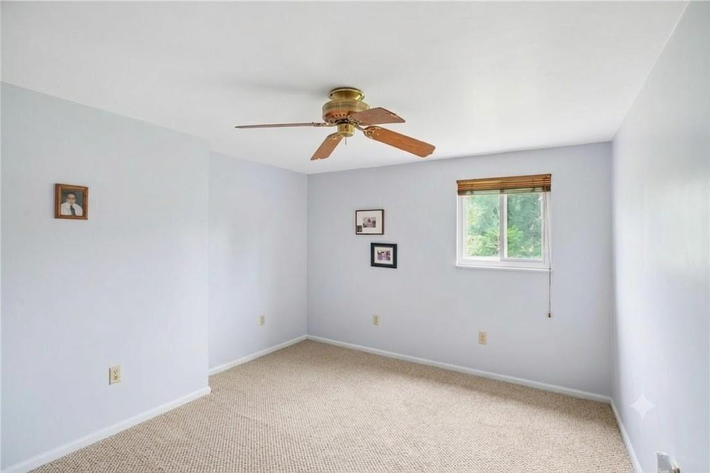 46 Laurel Ridge Road Coraopolis, PA 15108 - Photo 26 of 38