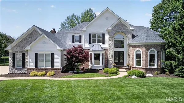 $1,700,000 | 18009 Tara Woods, Chesterfield, MO 63005