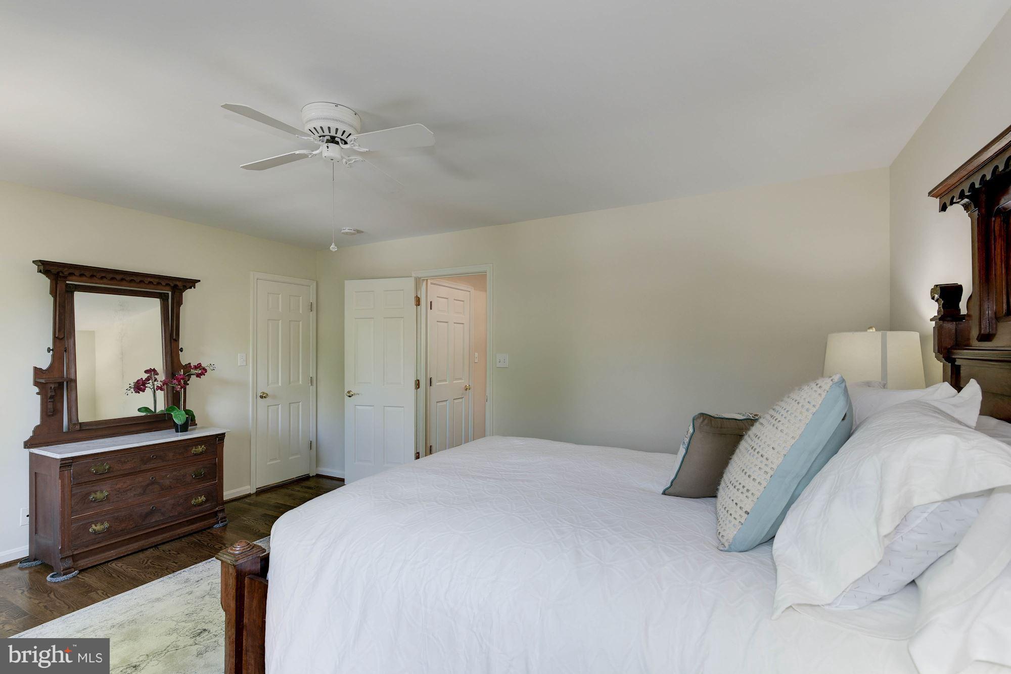 2309 North Glebe Road Arlington, VA 22207 - Photo 14 of 27 Bedroom (Master)