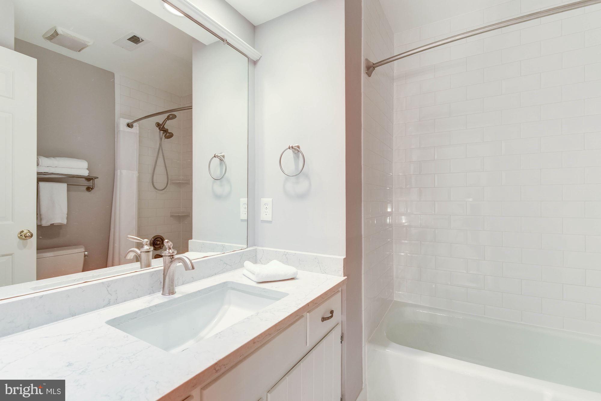 2309 North Glebe Road Arlington, VA 22207 - Photo 23 of 27 Hall Bath on UL2 for BRs 2 & 4
