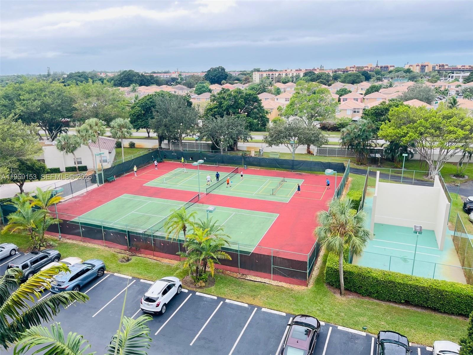 3940 Inverrary Boulevard, Unit 808A Lauderhill, FL 33319 - Photo 7 of 29