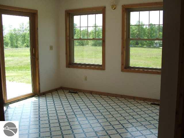3925 Putnam Road Hale, MI 48739 - Photo 5 of 9 1755264-4.JPG