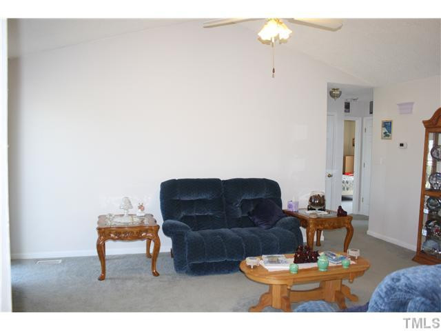 4695 Rains Crossroads Road Princeton, NC 27569 - Photo 9 of 17 FAMILY ROOM