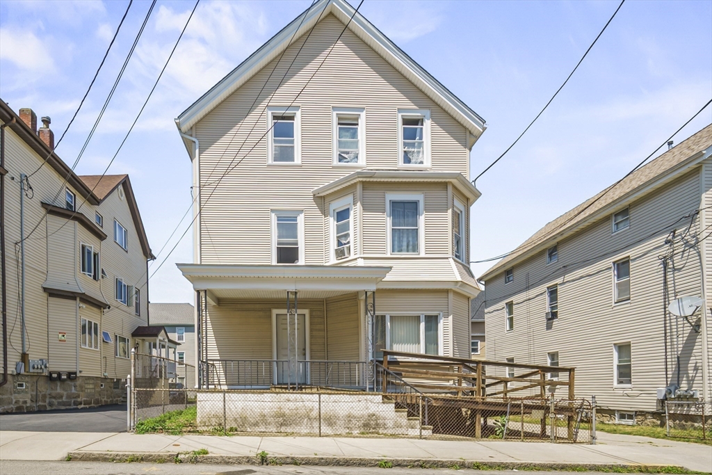 82 Snell Street Fall River, MA 02721 - Photo 13 of 20