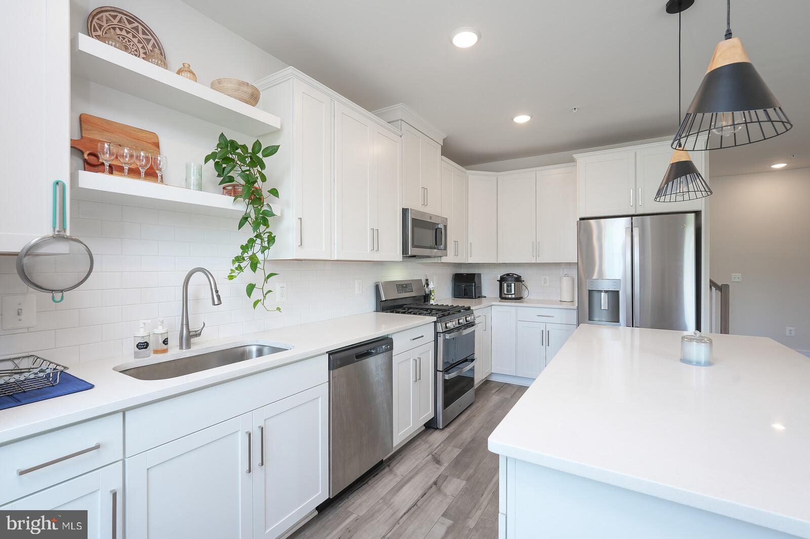 43178 Farringdon Square Broadlands, VA 20148 - Photo 14 of 34