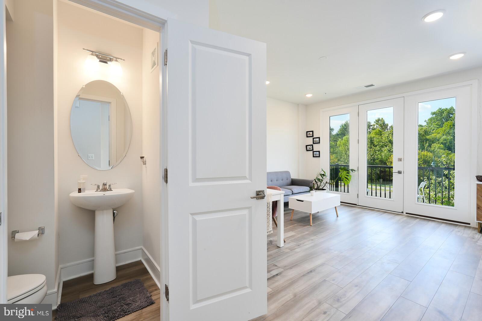 43178 Farringdon Square Broadlands, VA 20148 - Photo 17 of 34