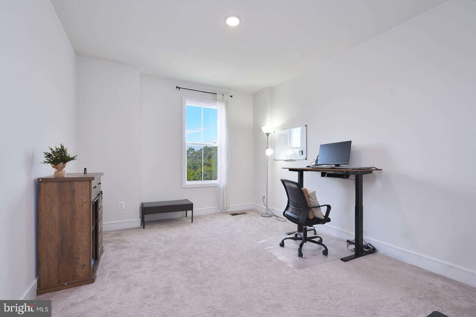 43178 Farringdon Square Broadlands, VA 20148 - Photo 23 of 34