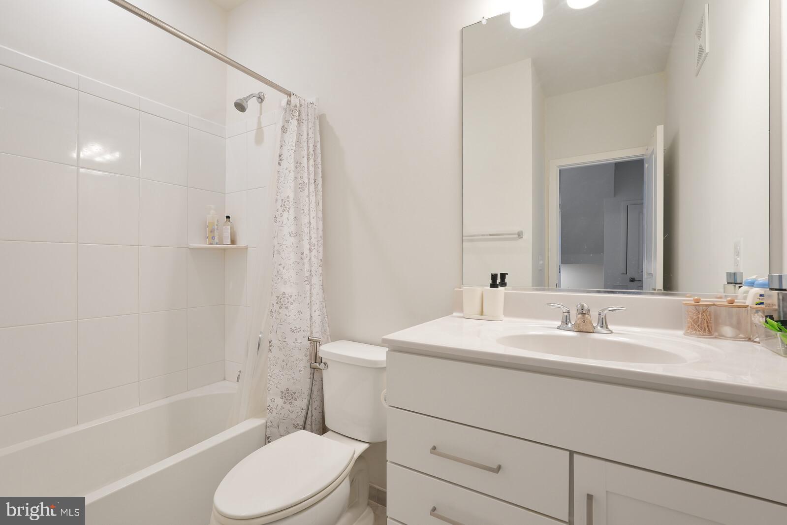 43178 Farringdon Square Broadlands, VA 20148 - Photo 26 of 34