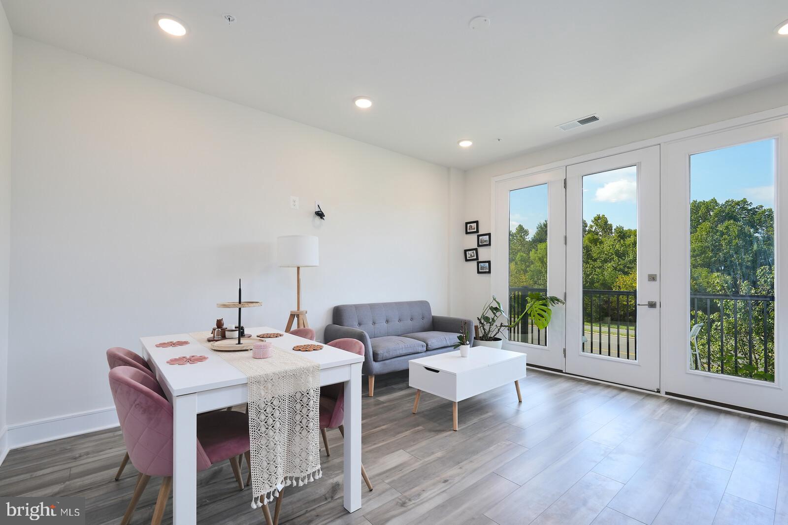 43178 Farringdon Square Broadlands, VA 20148 - Photo 8 of 34