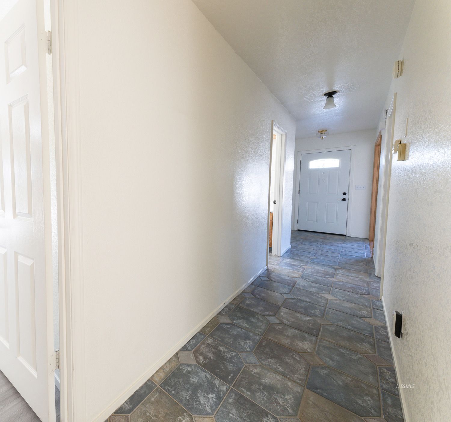 409 Ashton Street Ridgecrest, CA 93555 - Photo 18 of 43