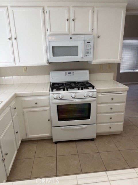 40198 Tanager Circle Temecula, CA 92591 - Photo 7 of 21