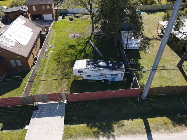 $72,000 | 142 Sundown Drive, Houston, TX 77028