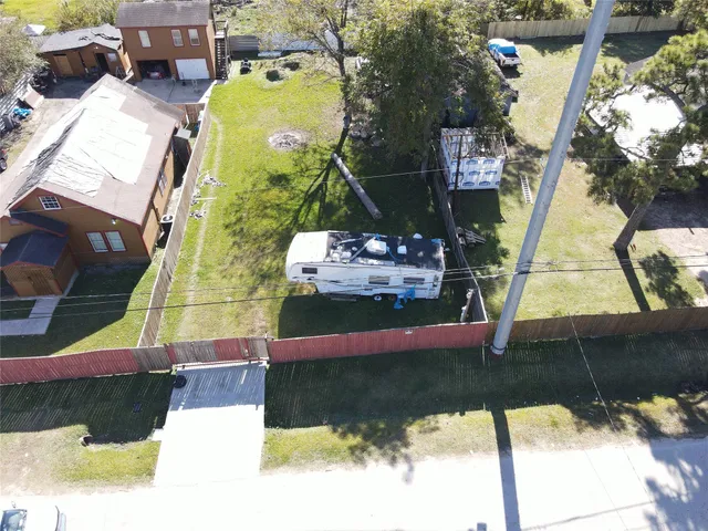 $72,000 | 142 Sundown Drive, Houston, TX 77028