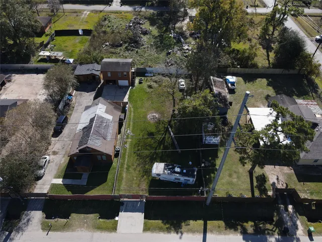 $72,000 | 142 Sundown Drive, Houston, TX 77028