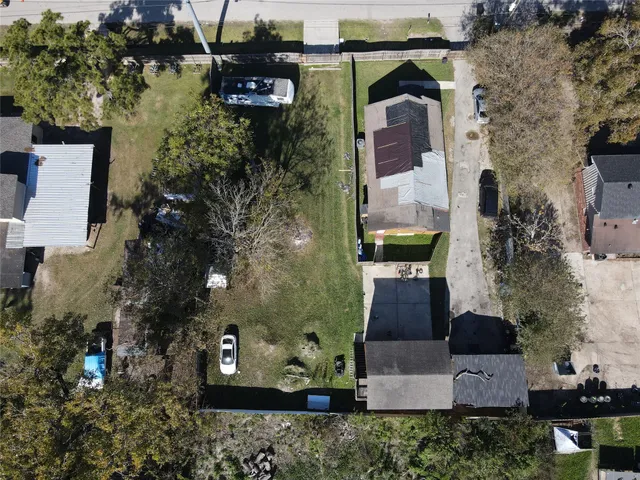 $72,000 | 142 Sundown Drive, Houston, TX 77028