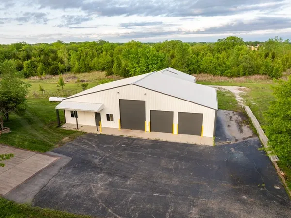 $1,100,000 | 18200 East 191st Street, Pleasant Hill, MO 64080