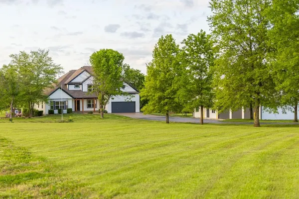 $1,100,000 | 18200 East 191st Street, Pleasant Hill, MO 64080