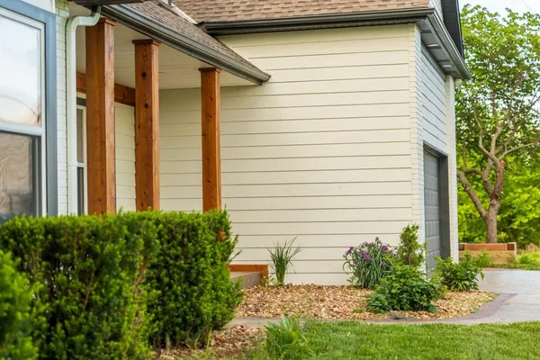 $1,100,000 | 18200 East 191st Street, Pleasant Hill, MO 64080