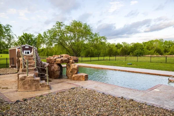 $1,100,000 | 18200 East 191st Street, Pleasant Hill, MO 64080