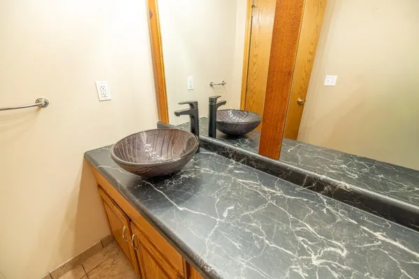 $1,100,000 | 18200 East 191st Street, Pleasant Hill, MO 64080