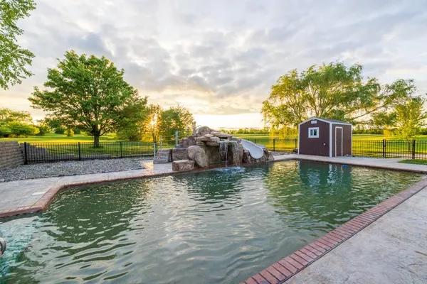 $1,100,000 | 18200 East 191st Street, Pleasant Hill, MO 64080